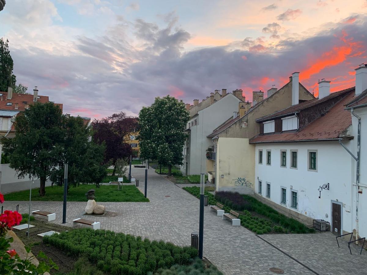 Forst-Haz Apartman Eger Bagian luar foto