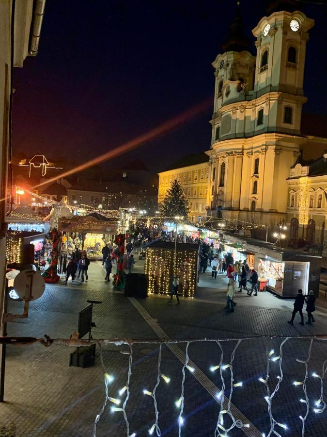 Forst-Haz Apartman Eger Bagian luar foto
