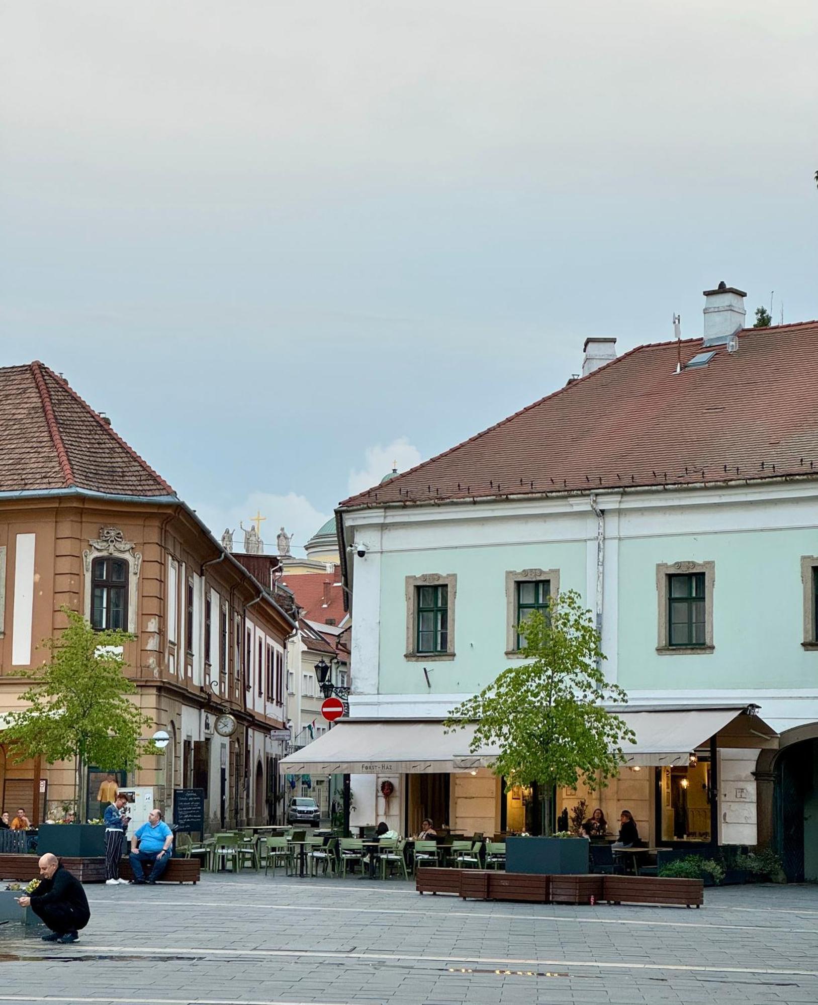 Forst-Haz Apartman Eger Bagian luar foto
